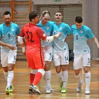 Slovenci visoko premagali Francoze