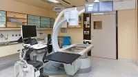 Najsodobnejši sistem ESWL za zunajtelesno drobljenje ledvičnih kamnov je pridobila urološka 
dejavnost ljubljanskega UKC. 