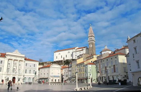 Imenovali so nove občinske nadzornike
