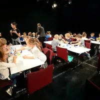 Otroci svet gledališča v Kopru spoznavajo tudi na različnih 
delavnicah. 