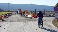 Ob vstopu v Vrtojbo bodo postavili prometni otok, s katerim bodo 
umirjali prehitre voznike. 