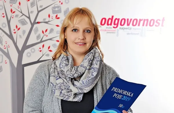Monika Kontelj je med drugim uredila letošnji poseben jubilejni 
zbornik.