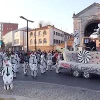 Od Tomosa do smučarskih skakalcev