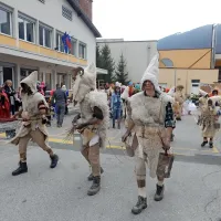 Sourniki in ta grdi so pregnali zimo
