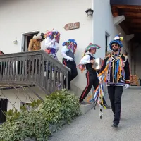 Sourniki in ta grdi so pregnali zimo