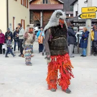 Sourniki in ta grdi so pregnali zimo