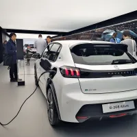Peugeot e-208