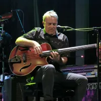 Basist Jani Hace 