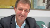  Svetnik Dobrivoje Subić (na fotografiji) je poklical Edvina Škamperleta in mu rekel, da ne more biti član odbora za okolje, čeprav 
Subić za takšne izjave nima  pristojnosti.