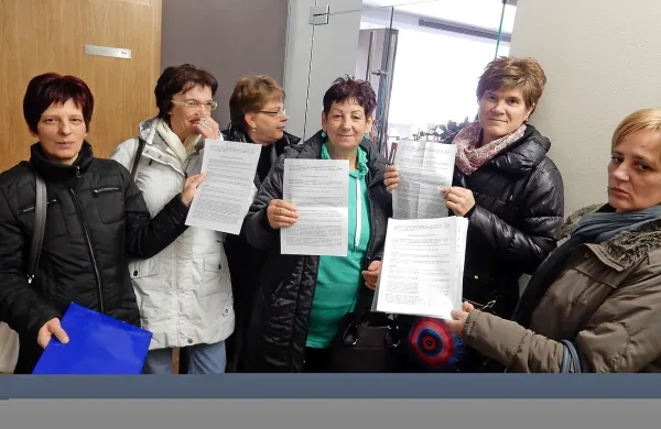 Tri delavke Lipice turizma z najdalj&scaron;im stažem so dobile prenizke od&scaron;kodnine