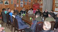 Na ustanovnem zboru sta imela glavno besedo župan Emil Rojc, ki 
pa je na srečanje prišel kot občan, in pobudnik Ivan Ceglar, sicer 
predsednik Krajevne skupnosti Jelšane (na fotografiji v ospredju).