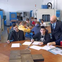 Dijaki so se srečali s praktičnim delom