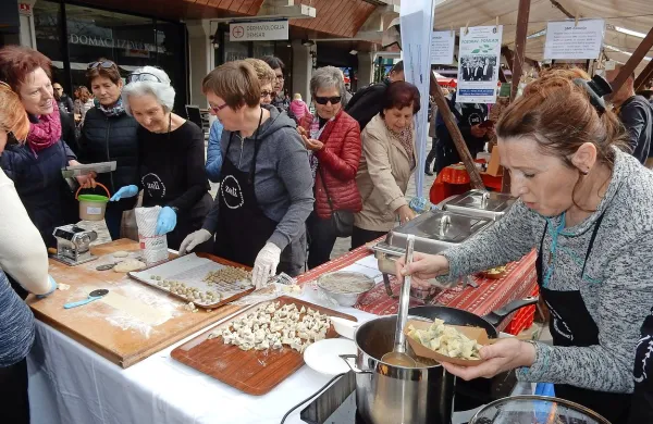 Gregorjevo v Novi Gorici: v pomlad s kmetijci in rokodelci