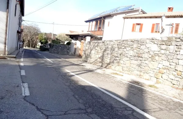 Obnova ceste v Vojščici je v načrtih že dve desetletji.