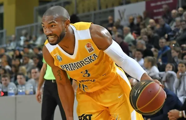 Najbolj učinkovit igralec Sixta Primorske je bil Lance Harris z 22 
točkami (trojke 6:10).