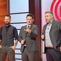 Sodniška trojka: Bine Volčič,  Luka Jezeršek in Karim Merdijadi 
(z leve) 