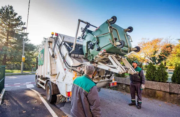 Zaradi težav deponije v Hrastniku naj se cene za občane na 
Goriškem ne bi povišale. 