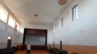 Ko je odpadel del stropa, so dvorano v Kostanjevici zaprli. 