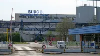 Papirnica Burgo je pred kratkim že odpustila 80 delavcev. Čeprav 
investitorji ohranitev preostalih delovnih mest pogojujejo z izgradnjo sežigalnice, pa je vprašanje, ali so ta delovna mesta tudi v 
resnici varna. 