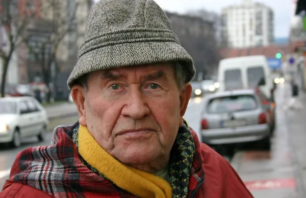 Gledališki igralec, režiser in vsestranski umetnik Jurij Souček 
danes praznuje 90. rojstni dan.