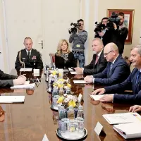 Vojska pripravljena na mir, na vojno pa ne