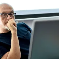 Gostovanje Mihe Mazzinija   bo odprlo 13. sezono akcije Primorci 
beremo.  