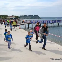 500 Kapkovih tekačev odprlo Istrski maraton