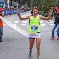 Najhitrejša tekačica polmaratona je bila Petra Tratnik iz ŠD 
Nanos. 