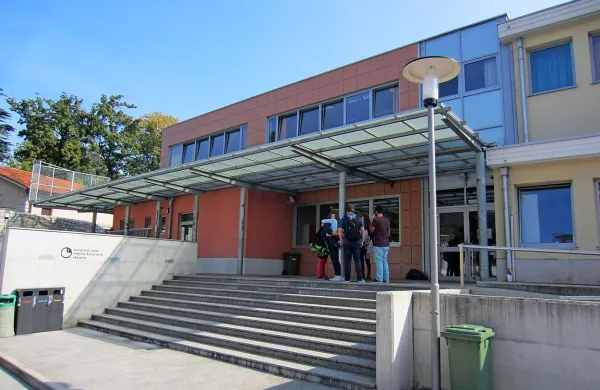 Bo sežansko šolo še naprej vodila dosedanja ravnateljica?