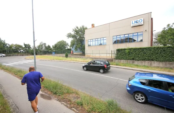 Na občini najavljajo, da bodo naročili meritve zraka v okolici 
livarne. 
