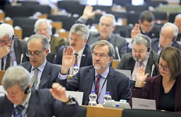 Evropski poslanec iz Slovenije Lojze Peterle