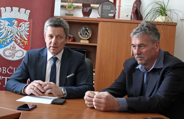 Župan Igor Marentič in podžupan Andrej Poljšak sta včeraj 
spregovorila tudi o reševanju prometa  v občini.