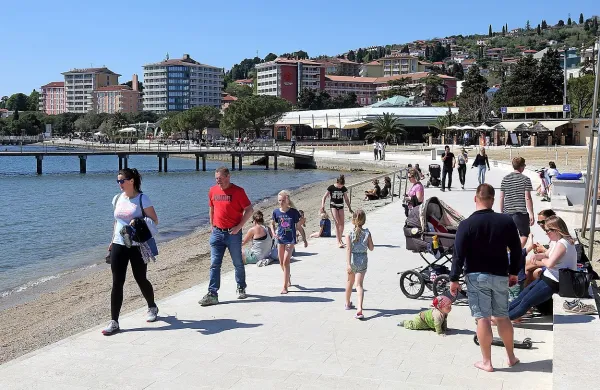 V piranski občini so zadovoljni z obiskom med velikonočnimi 
prazniki. Dober obisk si obetajo tudi med prvomajskimi.