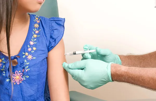 Med državami z visokimi dohodki je največ necepljenih otrok v ZDA.