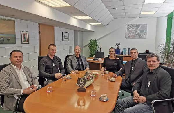 Koper med kandidati za organizatorja IBFF svetovnega prvenstva v bodybuildingu in fitnesu