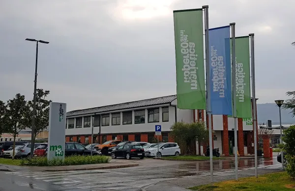 Obetajo se vi&scaron;je cene Komunale