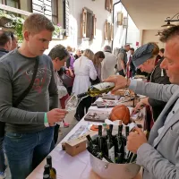 &Scaron;martno v znamenju vina in kulinarike