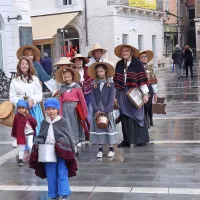 Sveti Jurij je kljub dežju prinesel pomlad