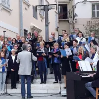 Sveti Jurij je kljub dežju prinesel pomlad