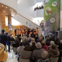 Od abrahama so se pevci poslovili v Trenti