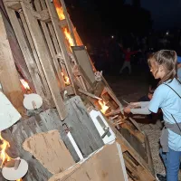 Pohod z baklami in kres na Markovcu