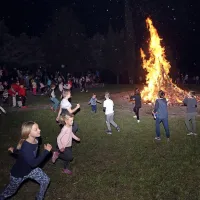 Pohod z baklami in kres na Markovcu