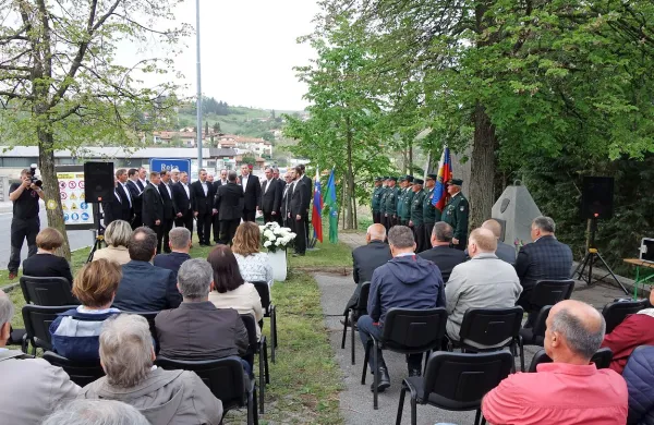 Zahtevali so tudi progo