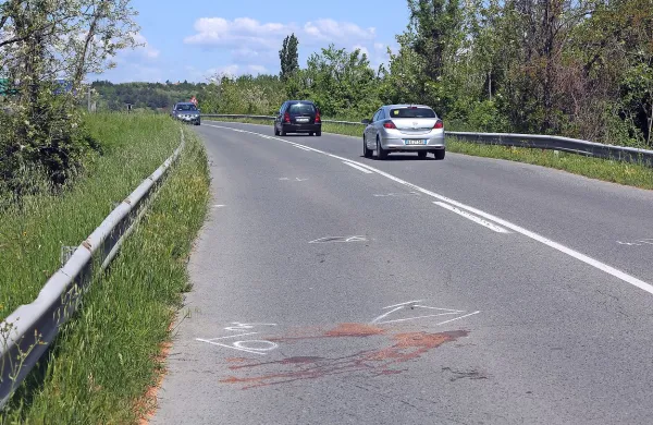 Prizorišče hude prometne nesreče na stari cesti od Bertokov proti 
Bivju