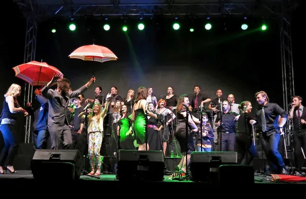 Perpetuum Jazzile bodo jutri znova nastopili za potnike ladje 
Azamara Pursuit. 