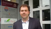 Obakrat se je prijavil  dosedanji direktor Alen Radojkovič.