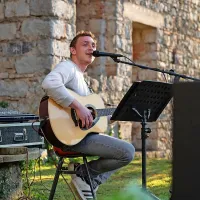 Rihember&scaron;ki grad je odprt