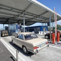 Prvi so skozi srminski vhod zapeljali starodobniki. 