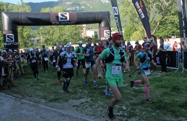 Finiš teka bo mogoče med 13. in 15. uro udobno spremljati na poti 
od Vipavskega gradu proti Glavnemu trgu v Vipavi.