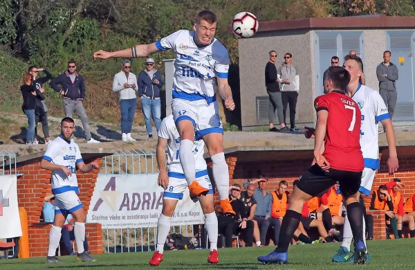 Dekančani bodo po spektakularnem domačem porazu dokončni obstanek lovili v Brežicah.
